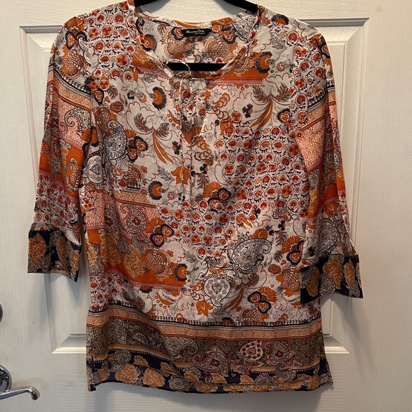 Mossimo Dutti Tops - Mossimo Dutti Boho Paisley Split-Neck Blouse in Orange and Navy Size 4